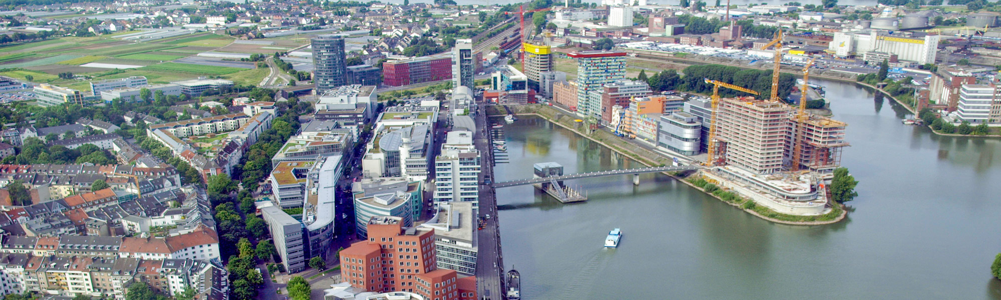 Renting a Bus in Düsseldorf